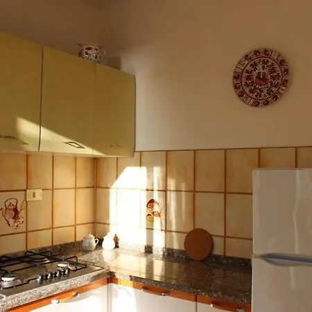 Zuccale - A 200 Mt Dalla كابوليفيري