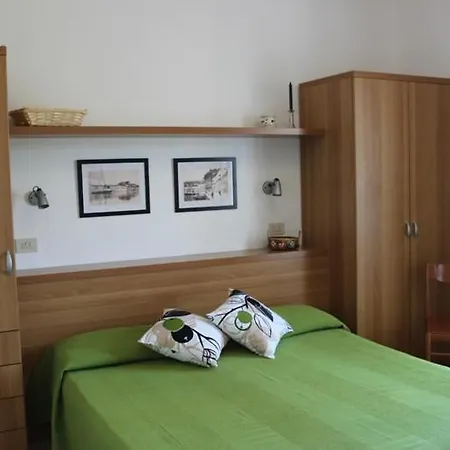 Zuccale - A 200 Mt Dalla *